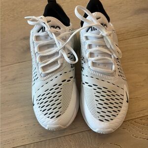 Nike White and Black Sneakers